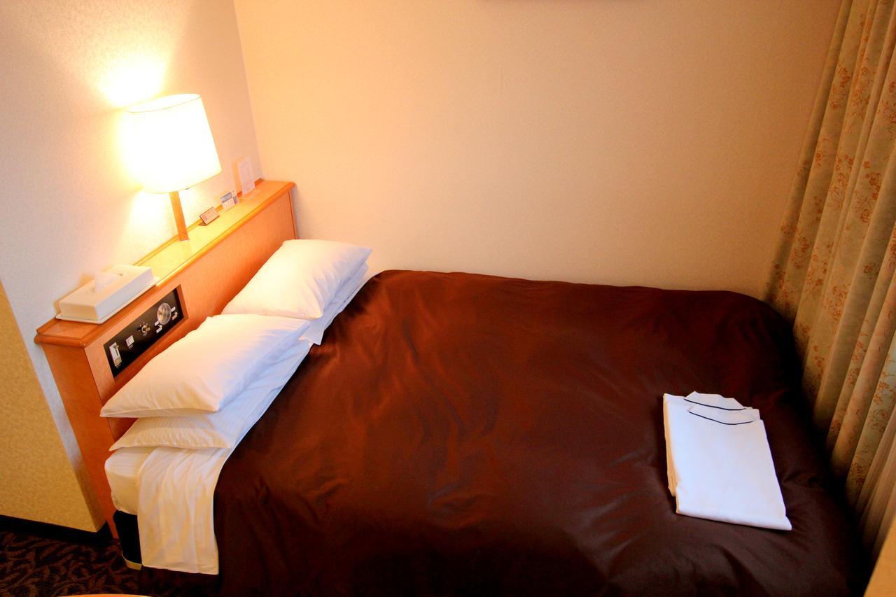 Hotel New Gaea Oitaekimae Екстер'єр фото
